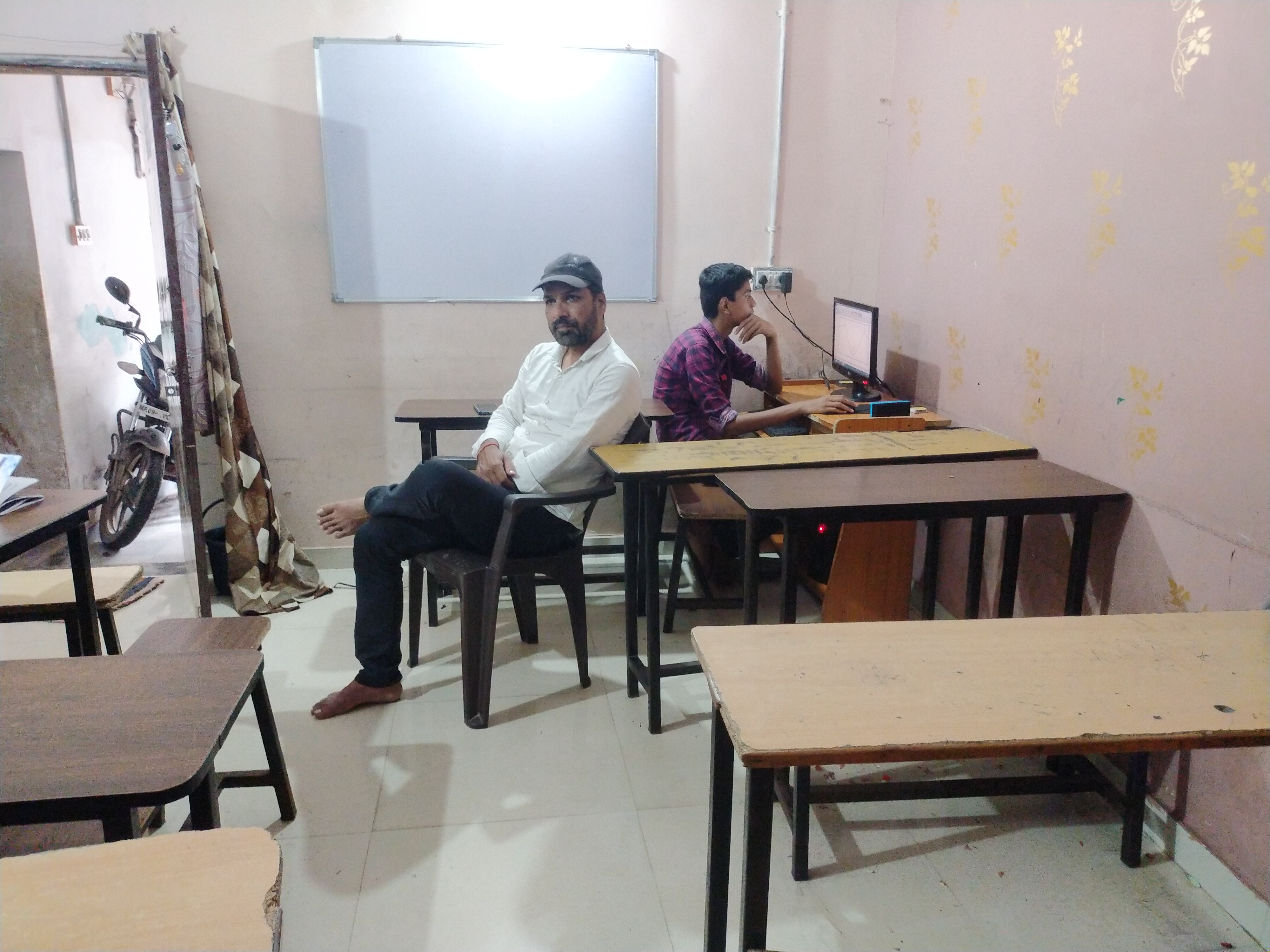 Yash Coaching Classes image 1