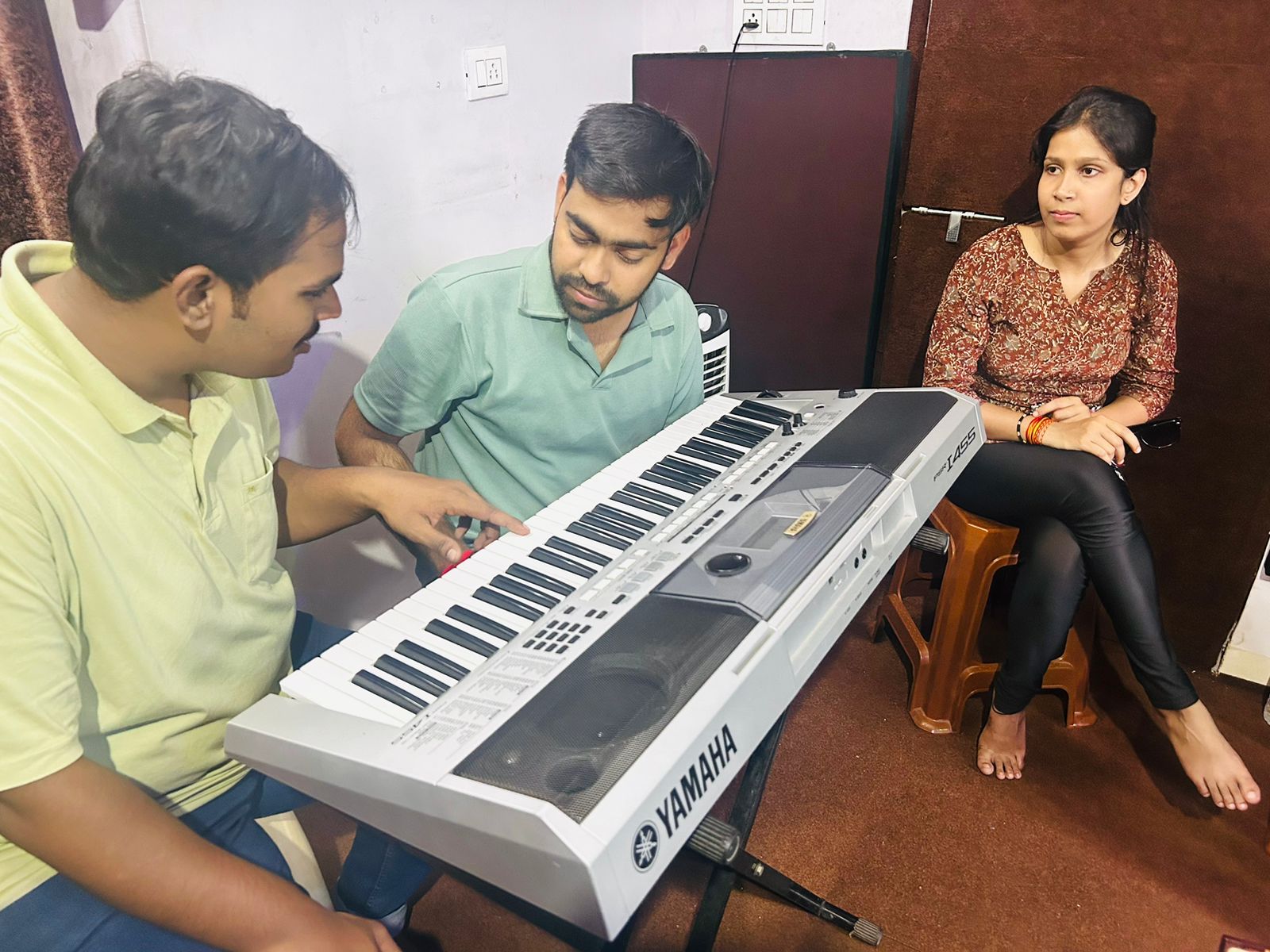 Nirakaar Music Classes image 2