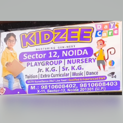 KIDZEE DAY CARE logo