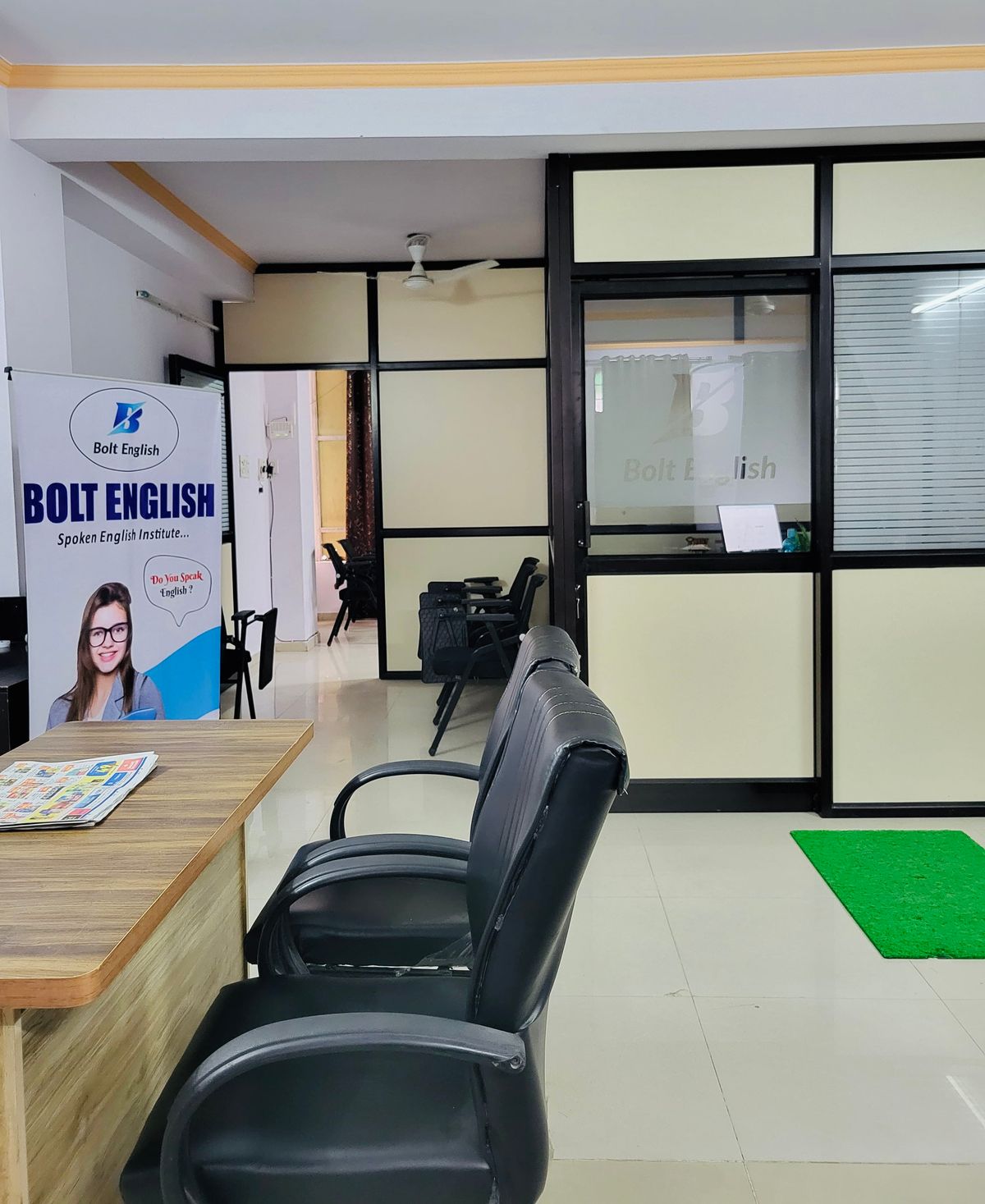 Bolt English image 5