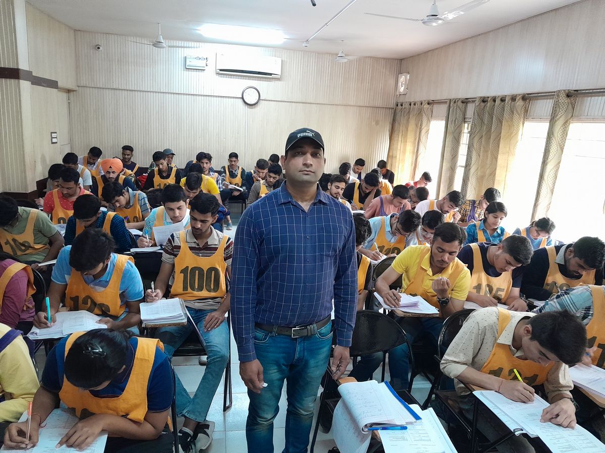 Manish kalia's Mathematics classes image 5