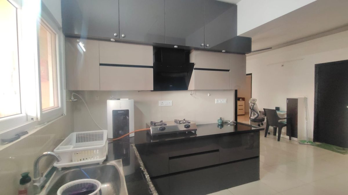 2BHK THE Empress Nipania – photo 3