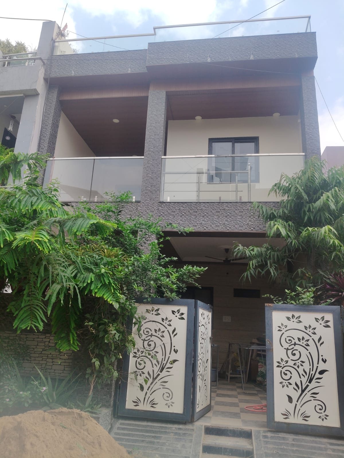 2 BHK Apartment in Mahalakshmi Nagar – photo 2